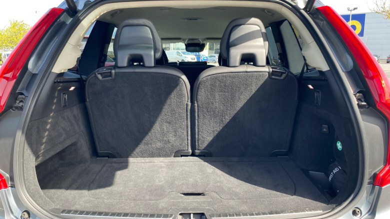 Volvo Xc90 2.0 B5D [235] Momentum 5dr AWD Geartronic Diesel Estate